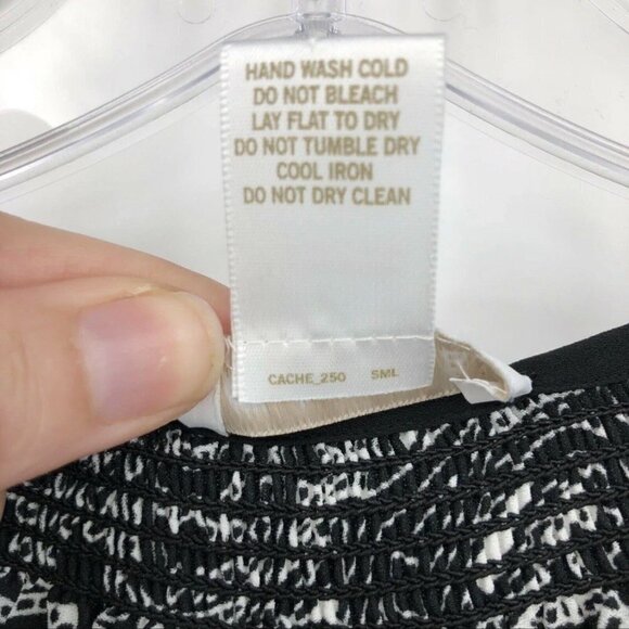 Cache Women’s Blouson Dress  Size M Paisley Print Black & White Button Up V Neck - Picture 8 of 10